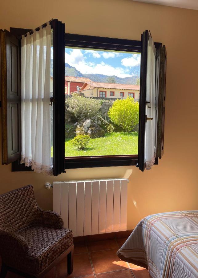Hotel Rural El Texeu Parres de Llanes ภายนอก รูปภาพ