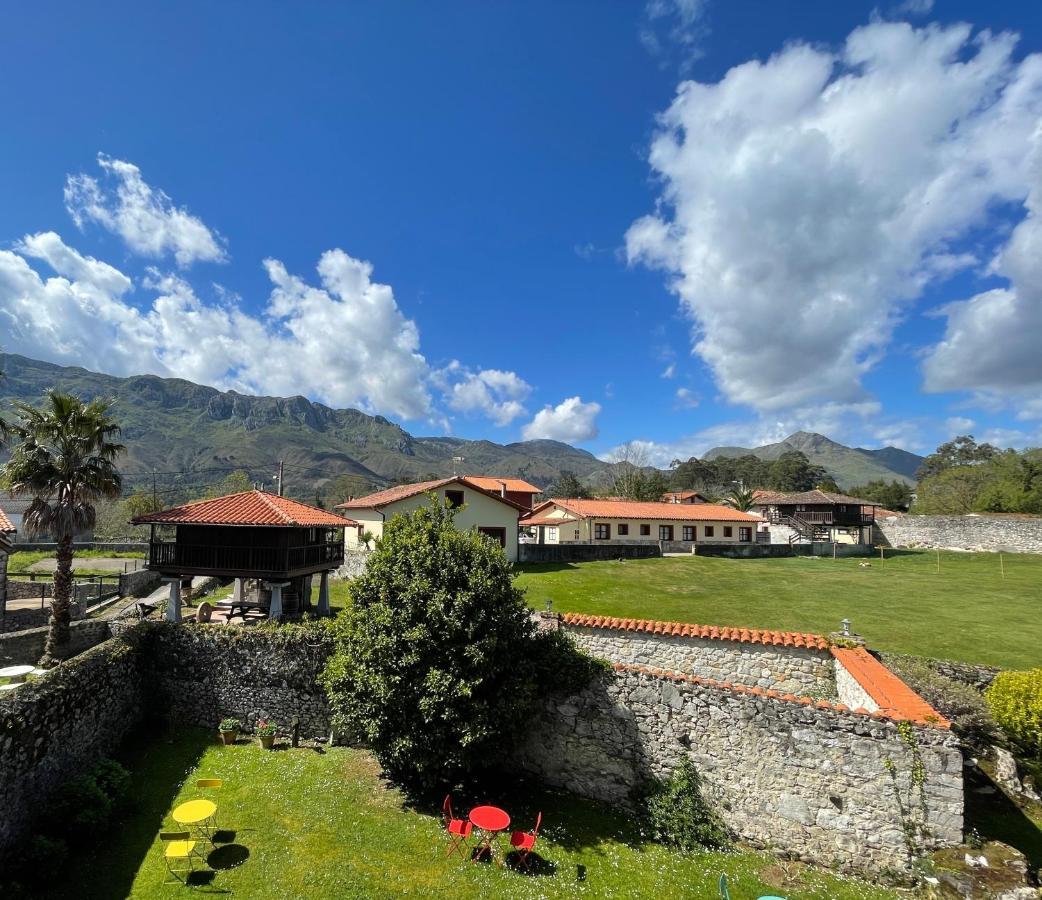Hotel Rural El Texeu Parres de Llanes ภายนอก รูปภาพ