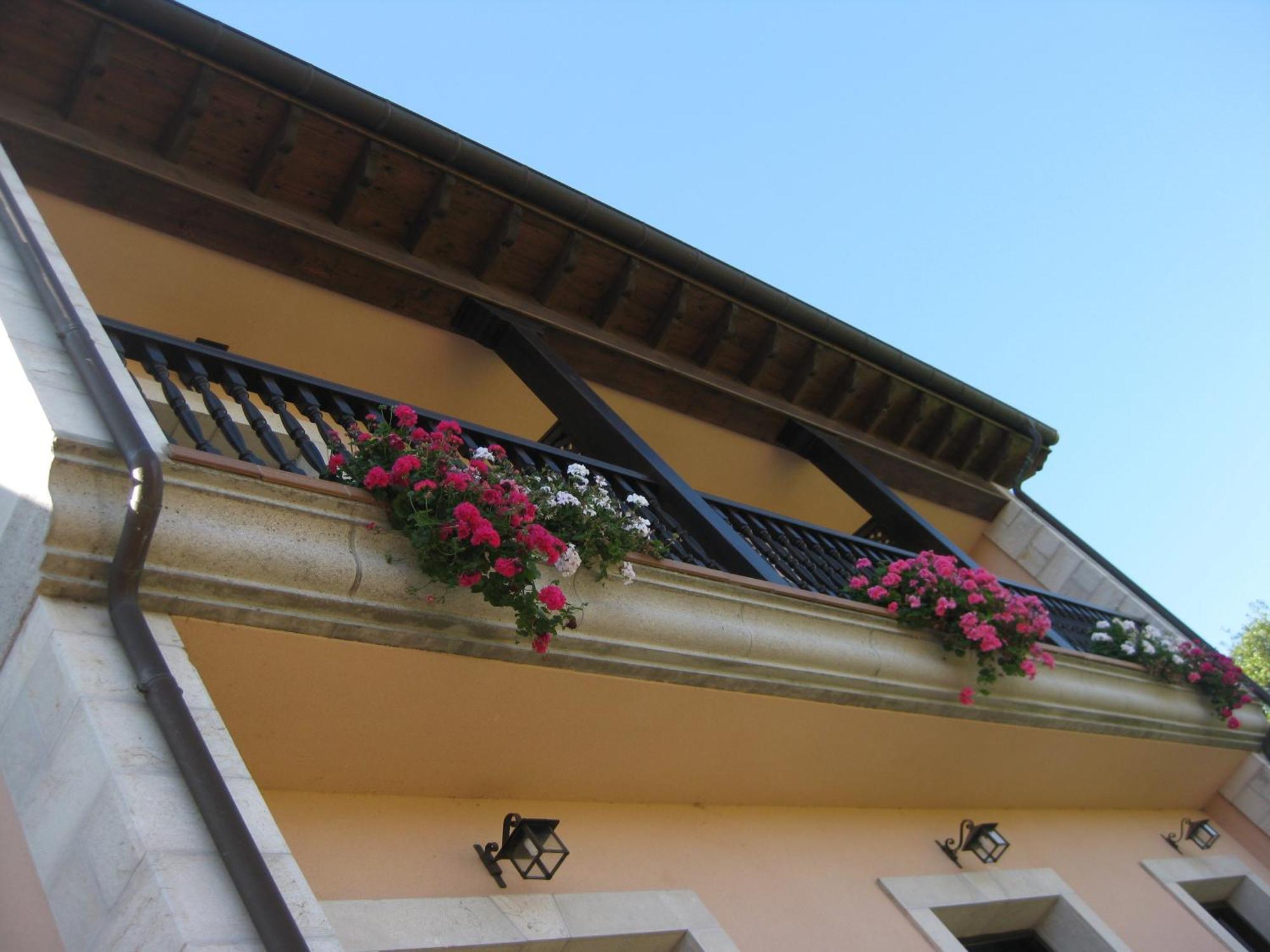 Hotel Rural El Texeu Parres de Llanes ภายนอก รูปภาพ
