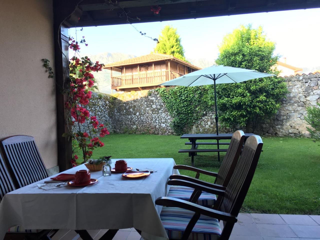 Hotel Rural El Texeu Parres de Llanes ภายนอก รูปภาพ
